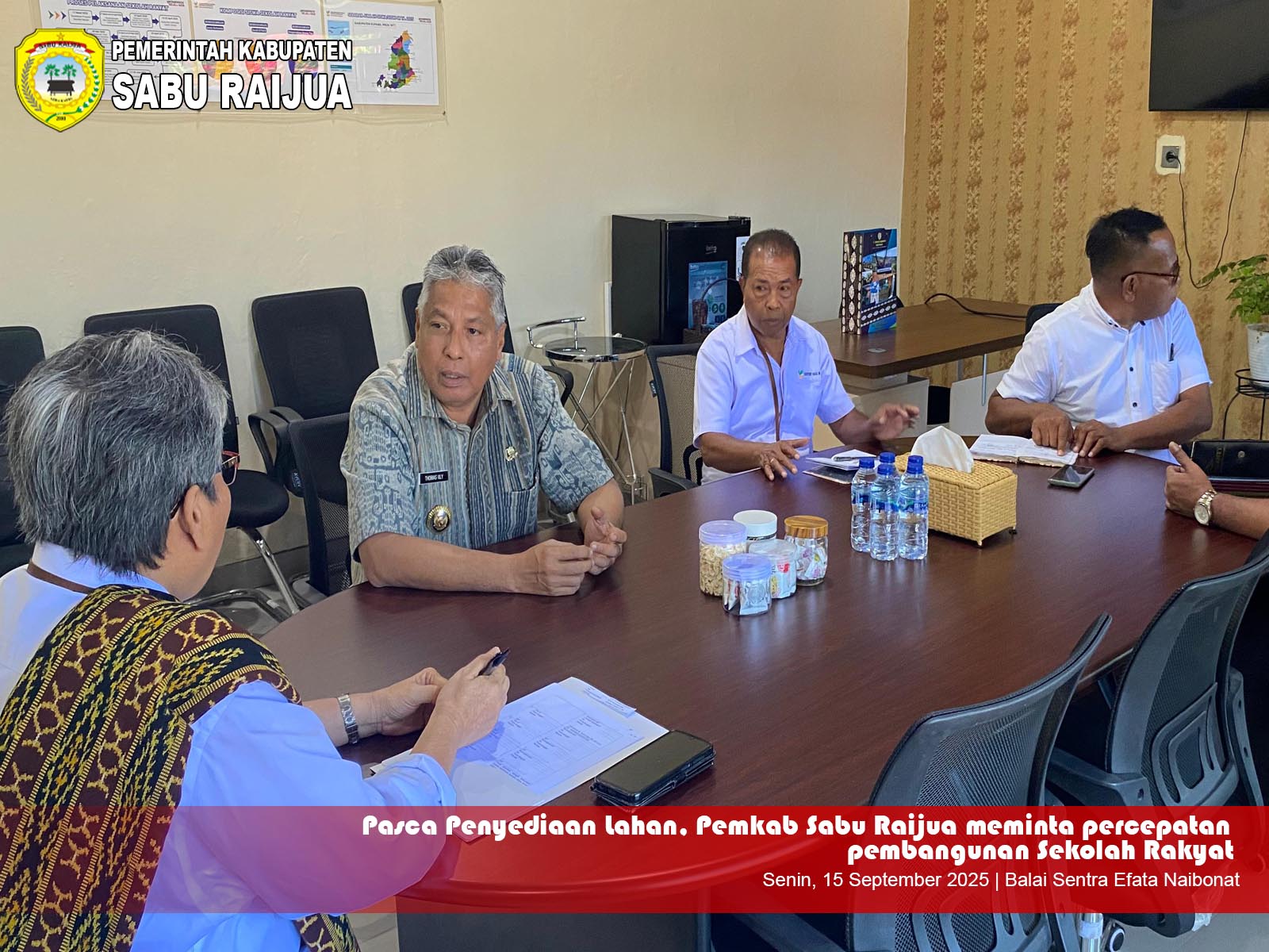 https://saburaijuakab.go.id/uploads/2025/kdh/Wakil Bupati Sabu ke Balai Sentra Naibonat.jpg
